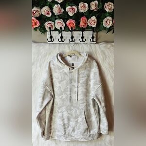 Lazypants Oversized Off-White Camouflage Hoodie